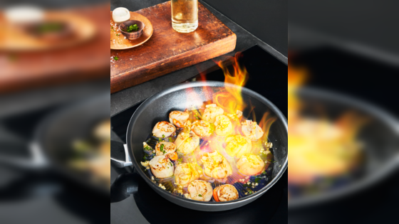 Sartén en uso flameado Super Cook Red